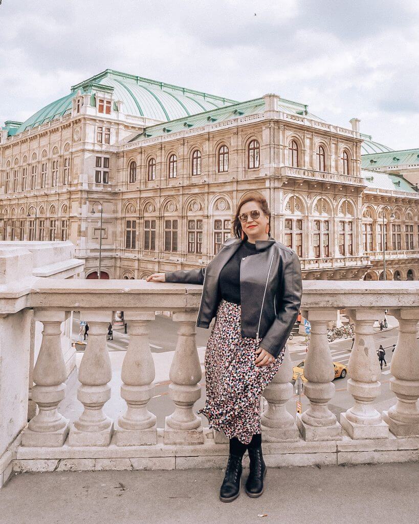 Vienna Opera House at Albertinaplatz. The best things to do in Vienna in 3 days