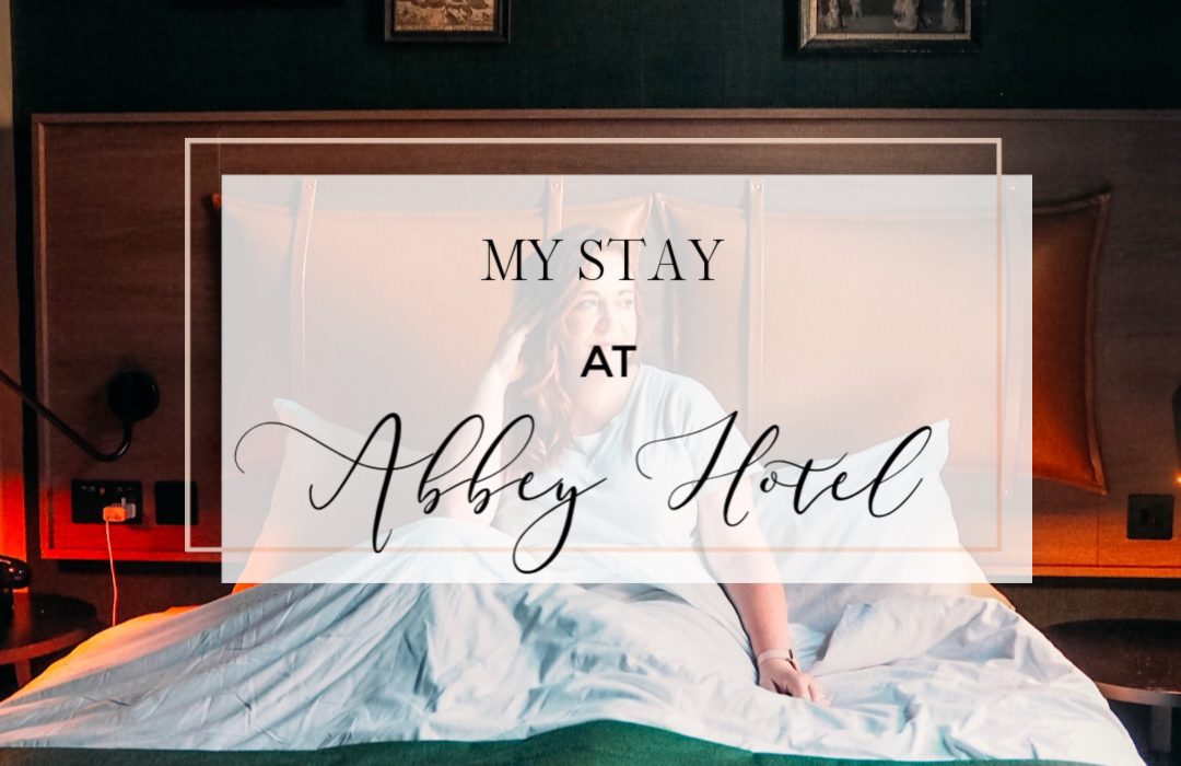 If you are looking for a place to stay in central Bath that has cool retro decor and amazing food then I have the place for you. The Abbey Hotel in Bath offers such a -warm -welcome and is the perfect base for exploring Bath and the Cotswolds. Read more on www.allaboutrosalilla.com #abbeyhotel #bathuk #visitbath #wheretostayinbath