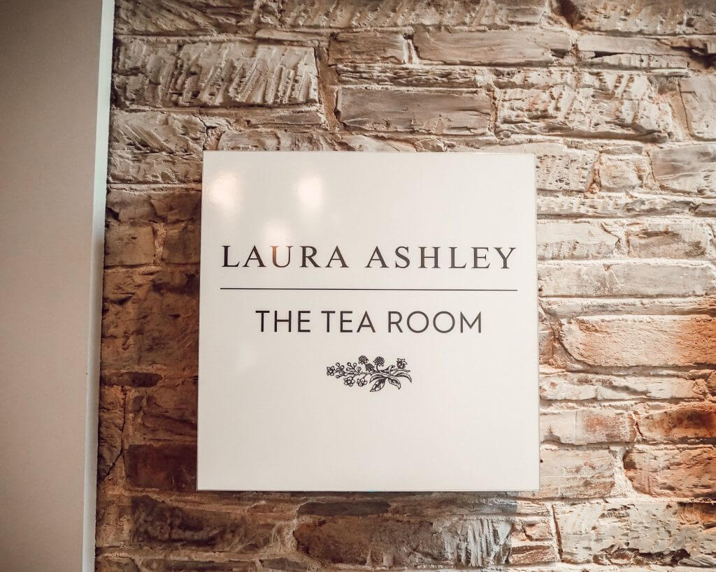Laura Ashley, The Tea Room. Read more on www.allaboutrosalilla.com