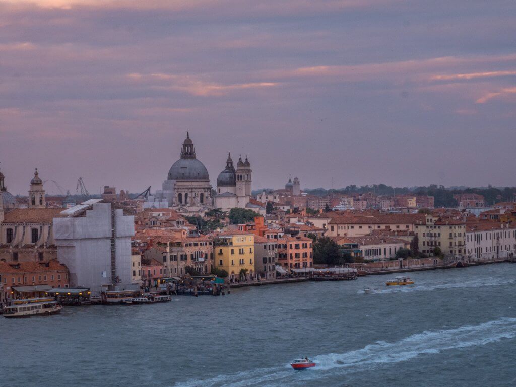 Rooftop views of Venice at sunset. Venice Instagram Spots.