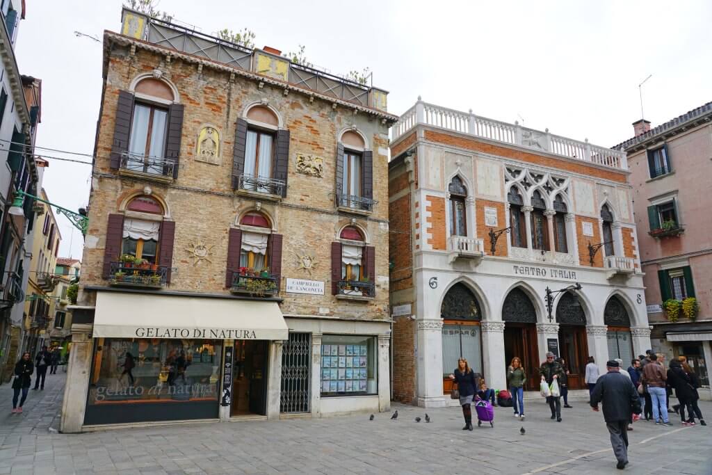 One of the best things to do in Cannaregio Venice is to explore the Teatro Italia Despar
