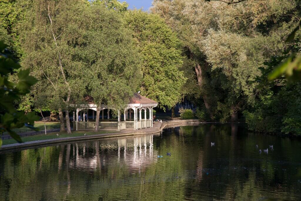 St Stephen's Green in Dublin one of the best things to do on a 2 day Dublin itinerary