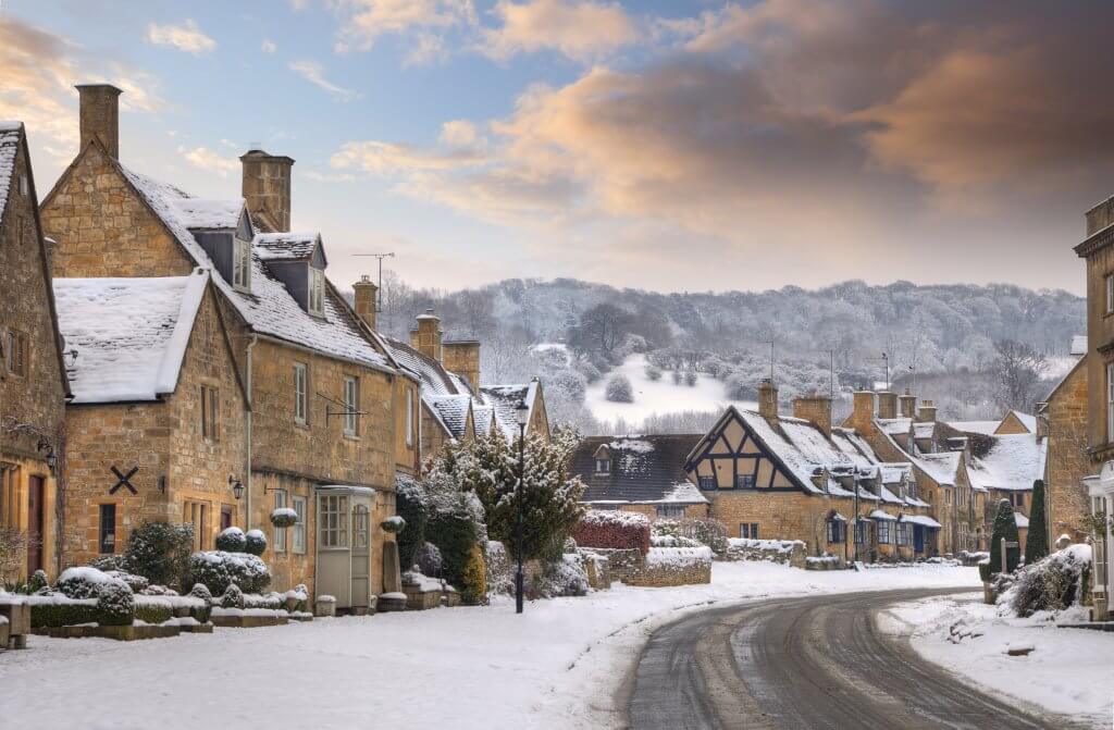 Pretty Cotswolds village at Christmas