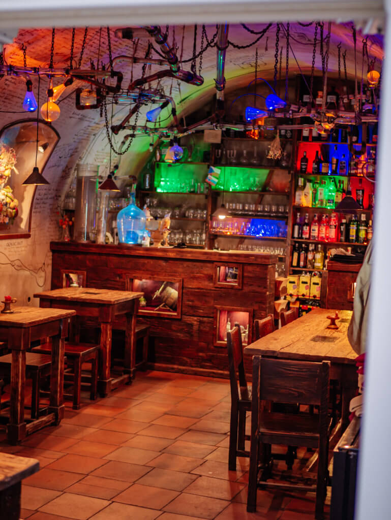 Unusual bars in Prague Kellyxir cocktail bar