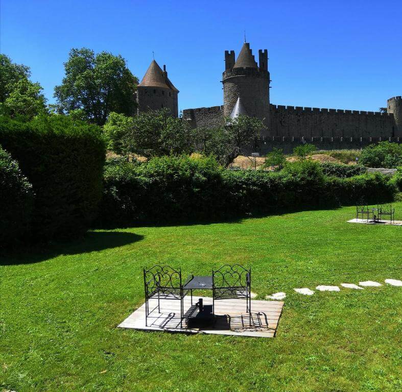Good Knight Accommodation in Carcassonne France