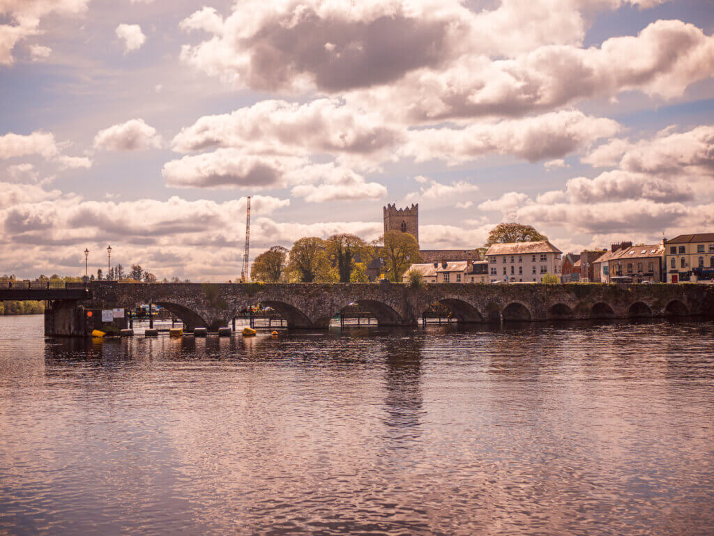 Bridge crossing the River Shannon in Tipperary.